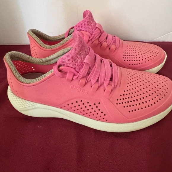 Crocs LiteRide Pink Pacer Perforated Lace Up Shoes Womens Sz. 7 EUC - Picture 9 of 14